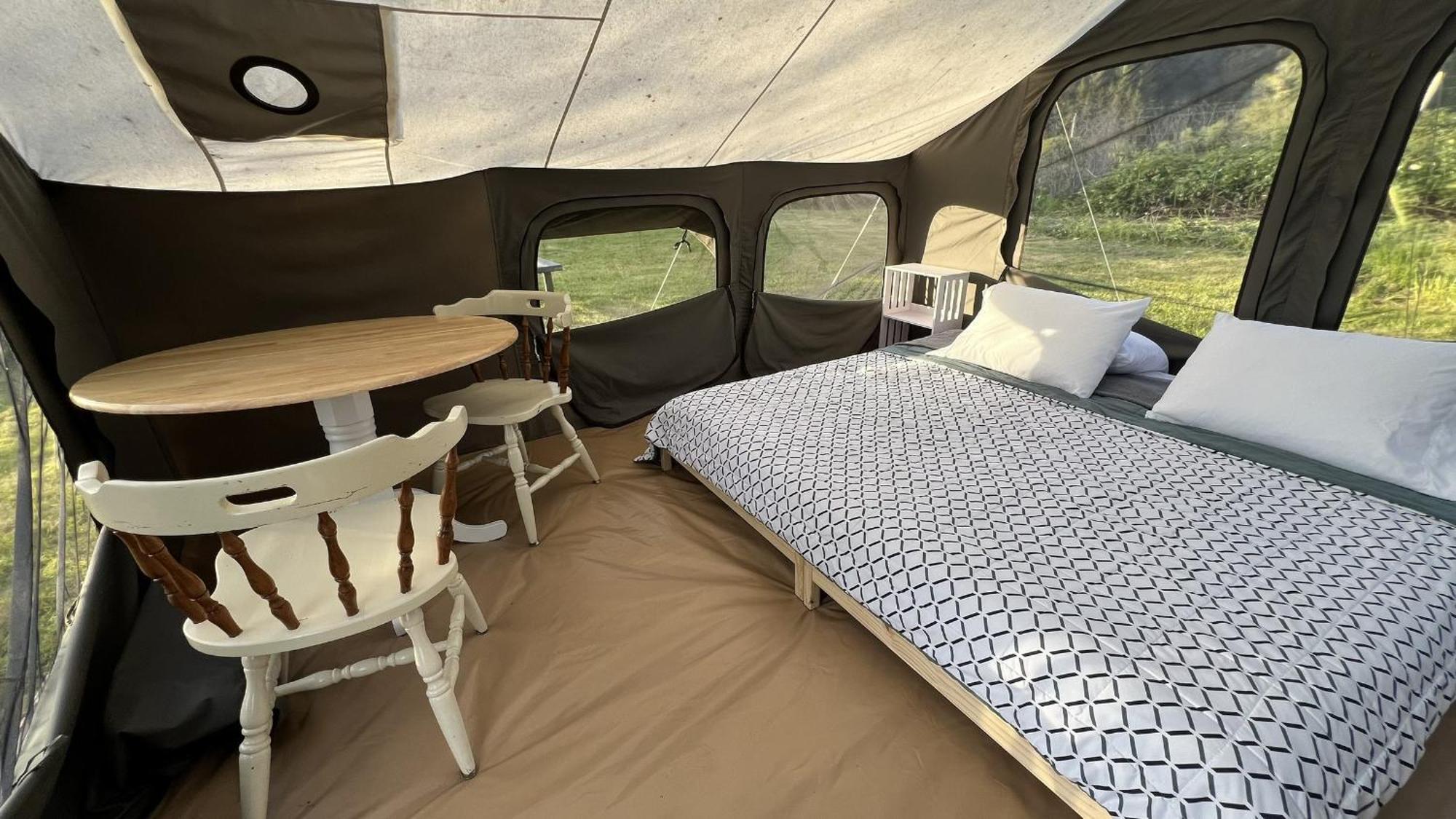 Glamping Tent On The River Klamath Kültér fotó